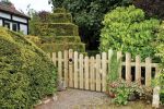 Curved Lollypop Gate