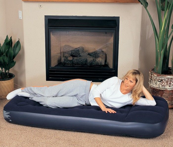 Bestway Single Easy Inflate Flocked Air Bed With BuiltIn Foot Pump 73" x 31" Air Beds and Pillows