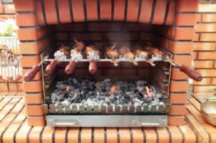 Classic Brick Pizza Outdoor Oven With Barbecue - Barbeques & Ovens