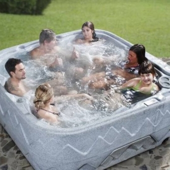 Garden Hot Tubs