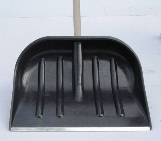 Deluxe 47cm Black Metal Edged Snow Shovel With D-Handle- Pack Of 10 