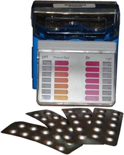 Deluxe Bromine and pH Pool Tester Kit