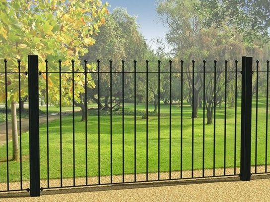 Wenlock Ball Top Fence