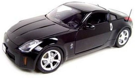 Radio Controlled Car- 1:24 Licensed Nissan 350Z