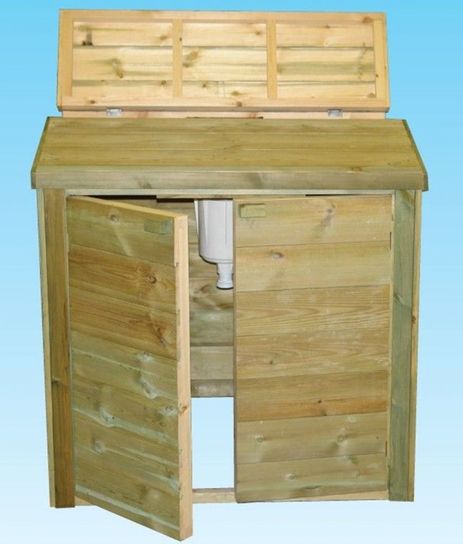 Wooden Pool Filtration Enclosure