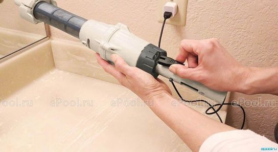 Lay-Z-Spa Rechargeable Underwater Vacuum