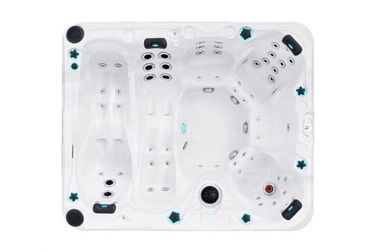 Cambridge Hot Tub- 68 Jets