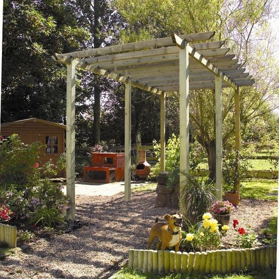 Hemmingford Pergola