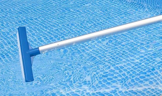 Deluxe Pool Maintenance Kit - 28003 by Intex