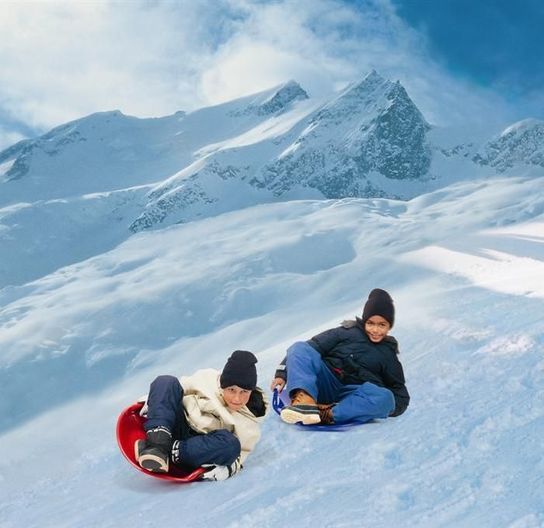 Snow UFO Red Sledge Toboggan