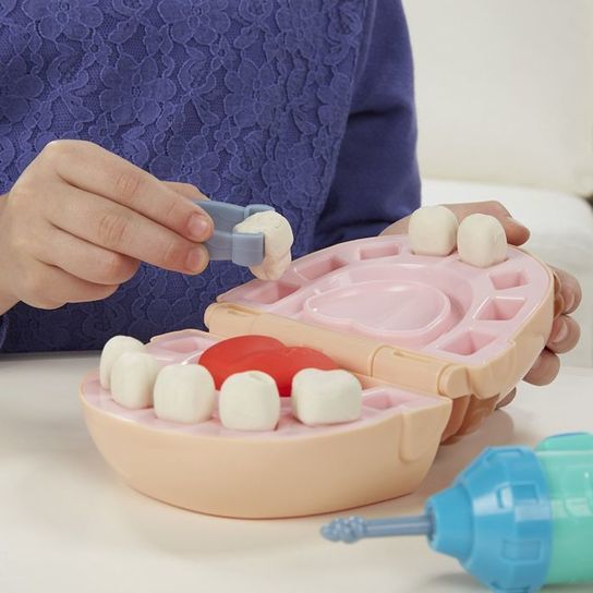 Hasbro Play-Doh Doctor Drill-n-Fill Set