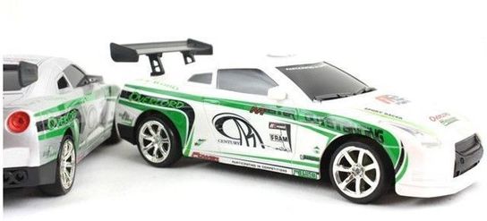 Radio Controlled 1:24 Scale Drift Car 807 - Nissan GTR