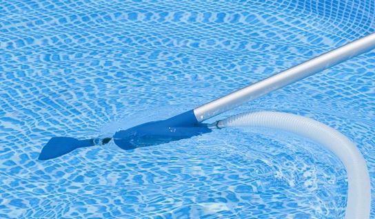 Deluxe Pool Maintenance Kit - 28003 by Intex