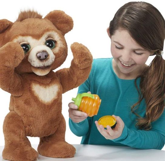 Hasbro Cubby the Curious Bear
