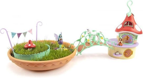 FAIRY LIGHT GARDEN