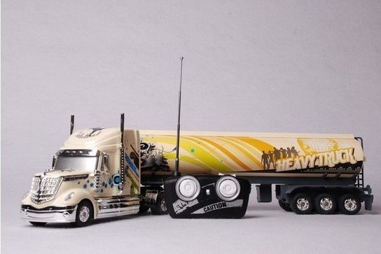Radio Controlled 1:32 RC Lorry 0203d