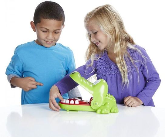 Hasbro Crocodile Dentist - Damaged Box