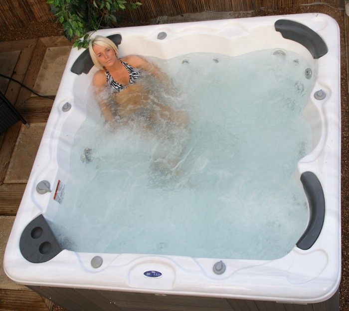 Canadian Spa Winnipeg Garden Hot Tub Garden Hot Tubs