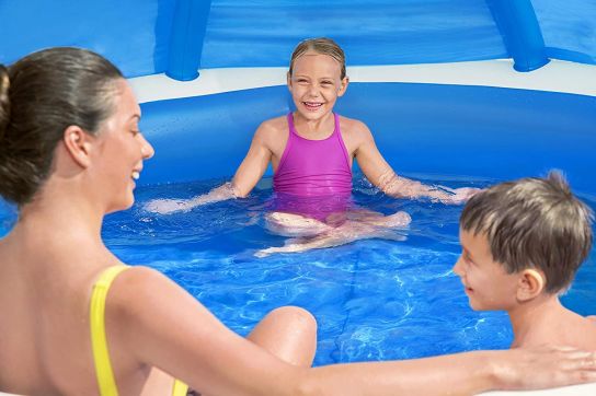 Summer Days Family Pool