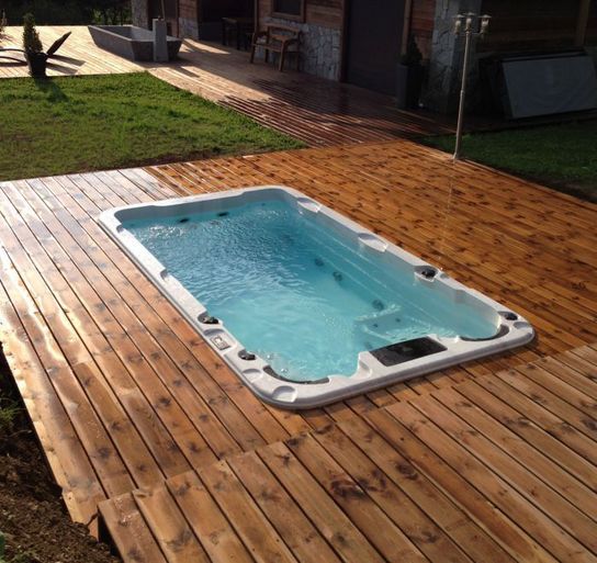 Essex 4 Metre Swim Spa