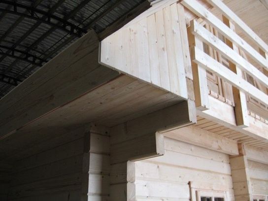 Lincoln Log Cabin 5.9m x 9.8m