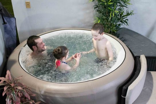 Grand Rapids Plug & Play Inflatable Hot Tub