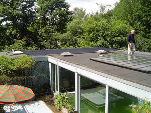 poolsolar flat roof installation